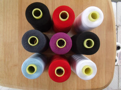 武漢市蔡甸區(qū)美佳線廠 專業(yè)生產(chǎn)縫紉線、縫包線、封口線及化纖紗線